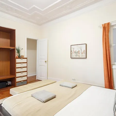 Lisbon Liberdade Central Apartments-3